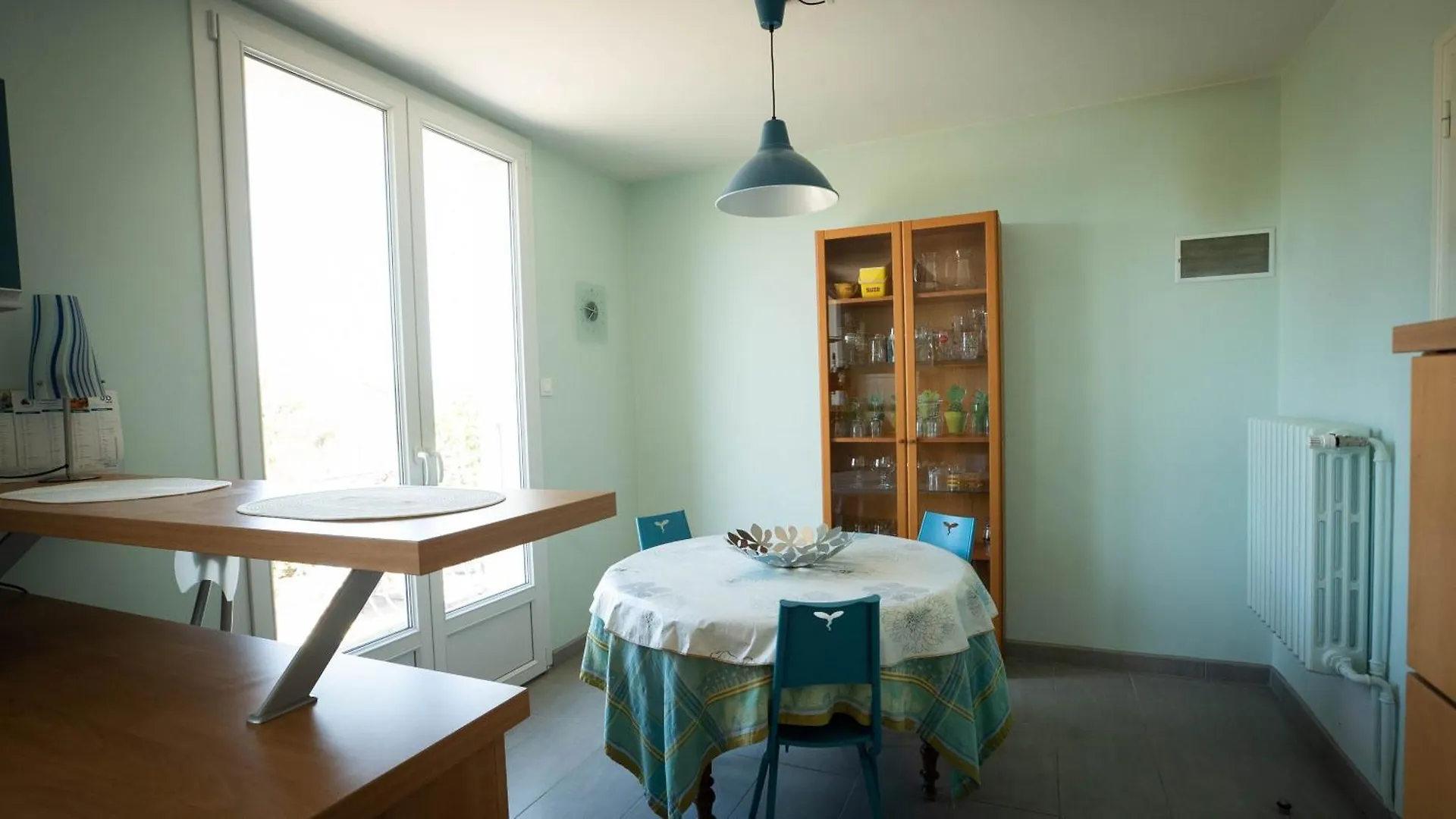 Mas - 12 Pers - Piscine - Grand Jardin Arbore Ruoms 0*,  France