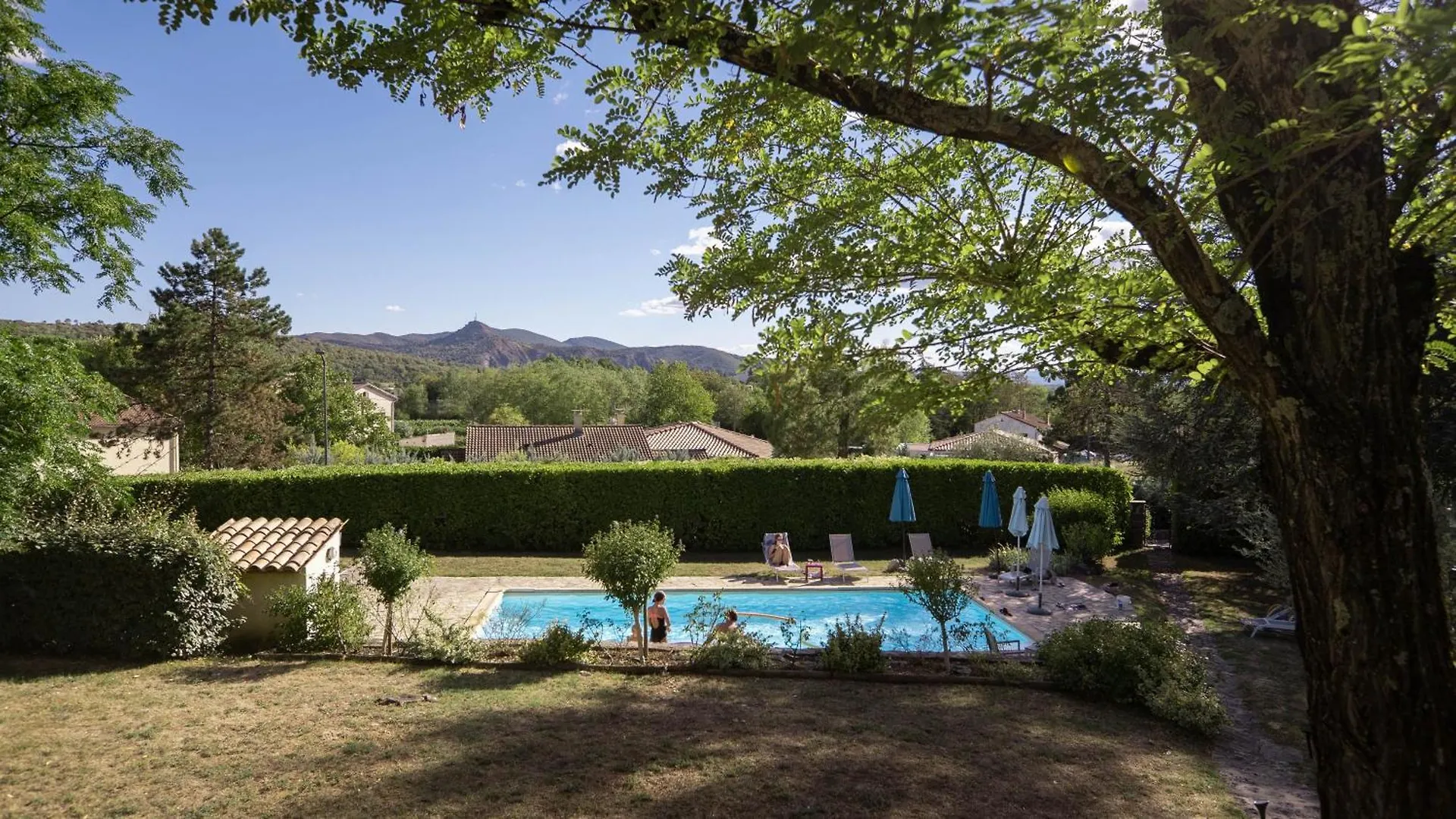 Mas - 12 Pers - Piscine - Grand Jardin Arbore Ruoms